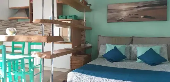 Alloggio Turistico Vista Mare Focene Apartment